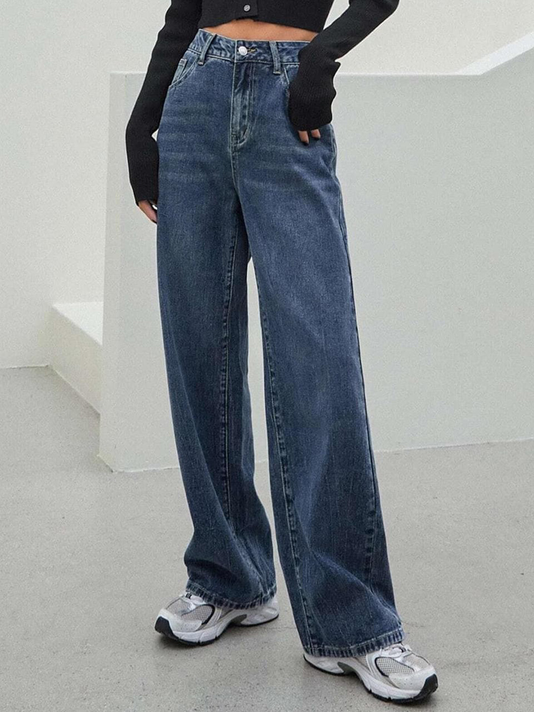 

Kotty Women Jean Straight Fit High-Rise Light Fade Stretchable Jeans, Blue