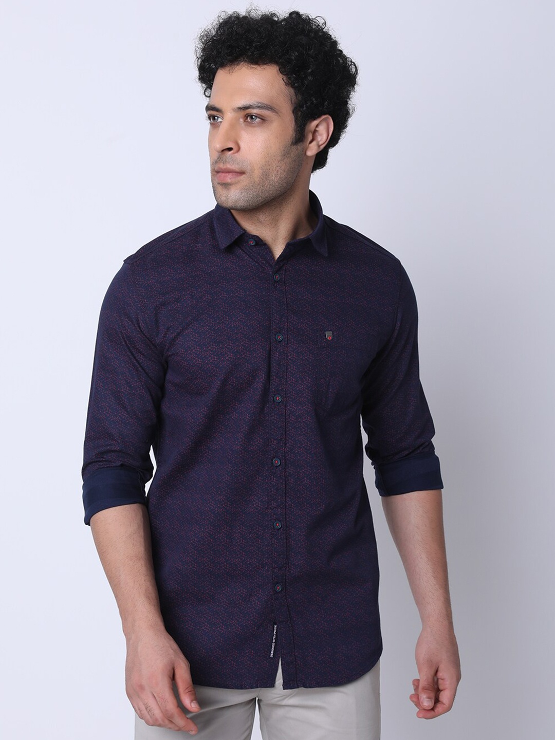 

Oxemberg Abstract Printed Classic Slim Fit Opaque Casual Shirt, Navy blue