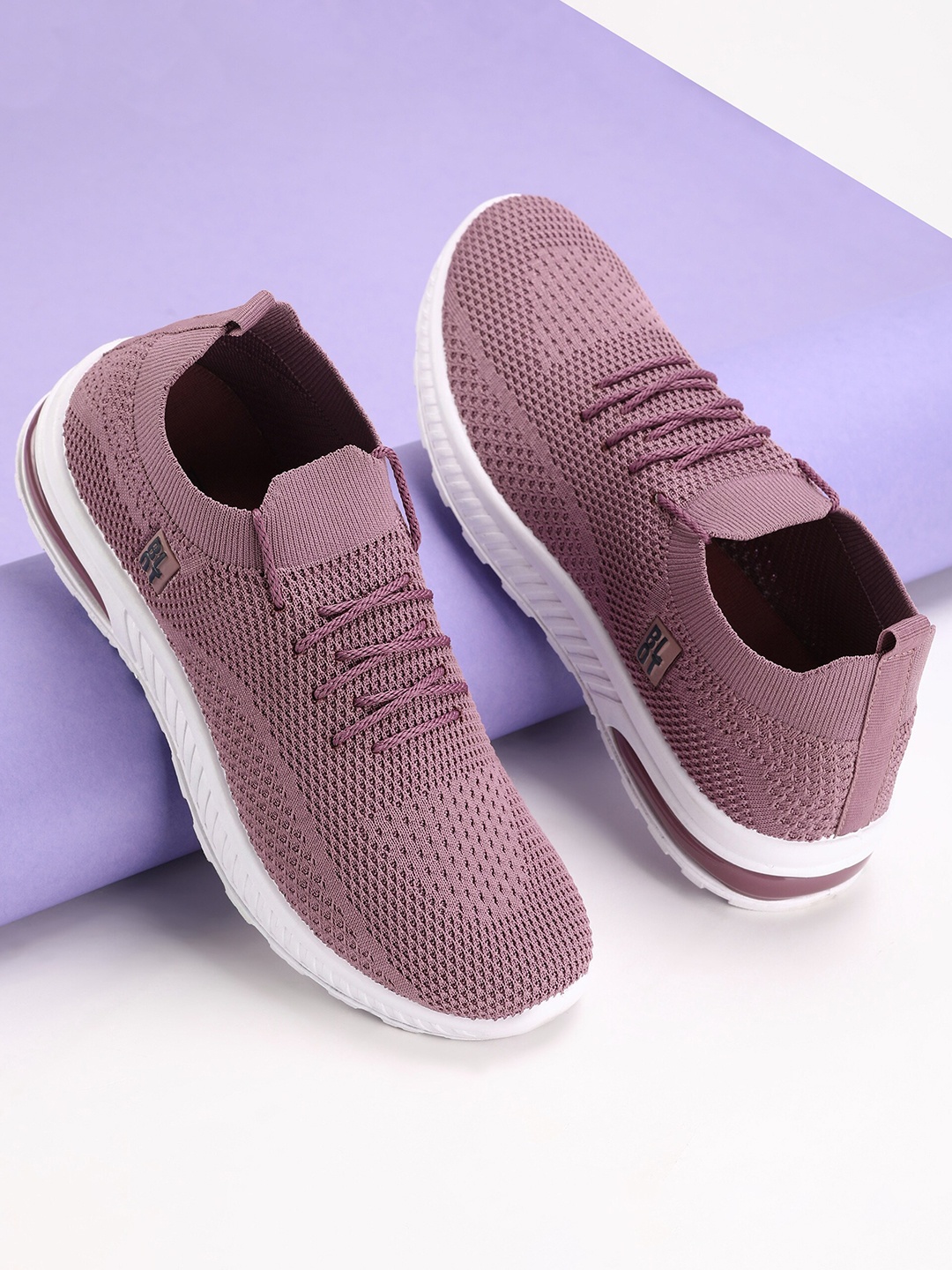 

Paragon Women Blot Mesh Walking Shoes, Purple