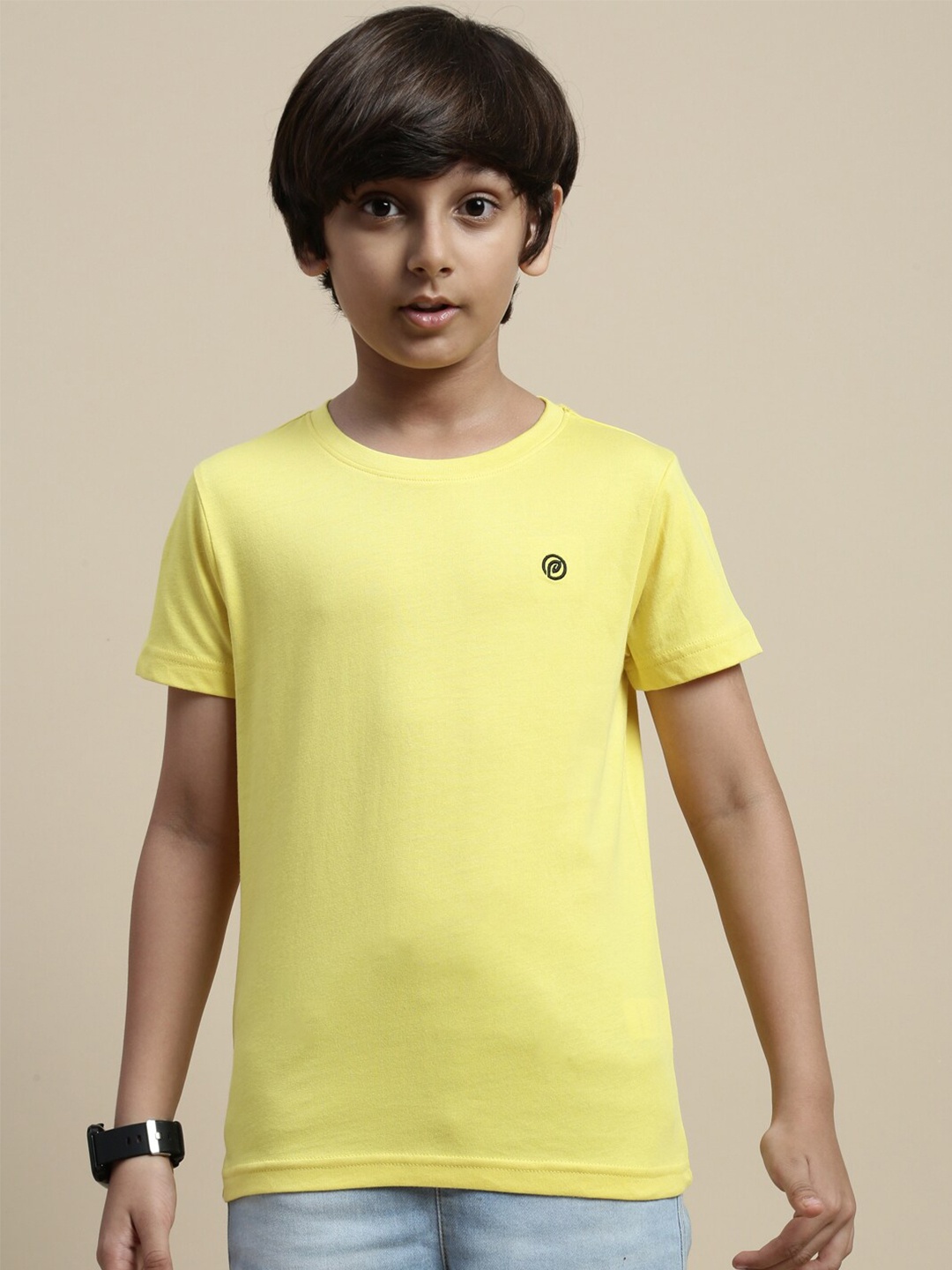 

PIPIN Boys Round Neck Cotton T-shirt, Yellow