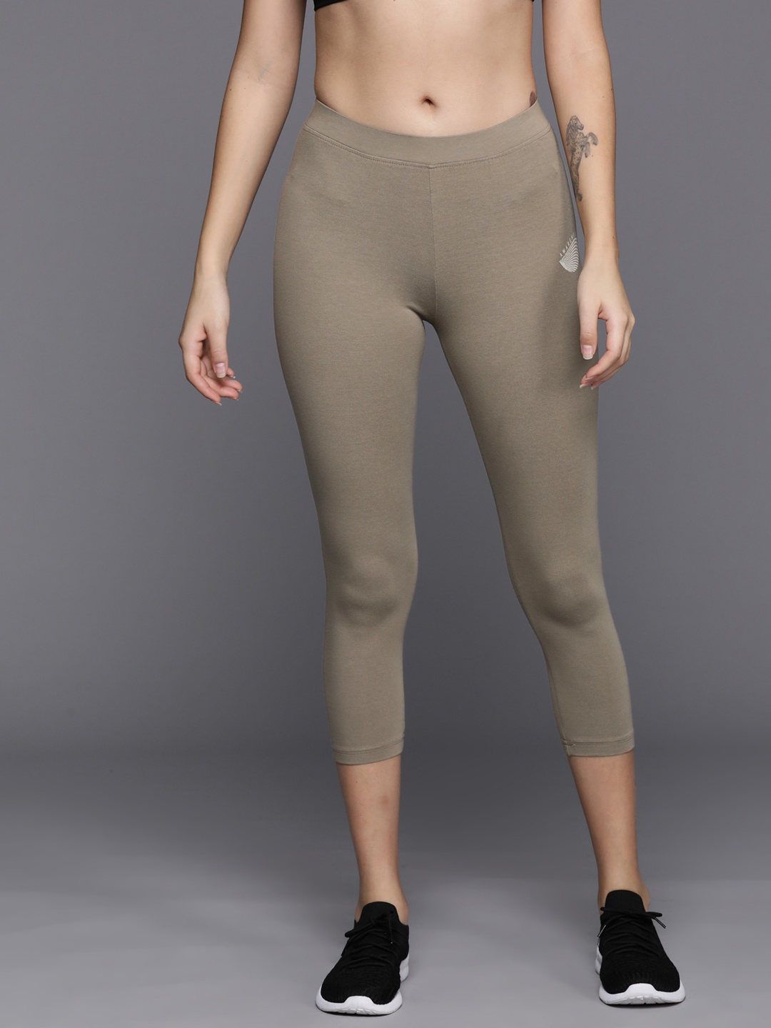 

HRX by Hrithik Roshan Women 3/4th Length Lifestyle Tights, Taupe