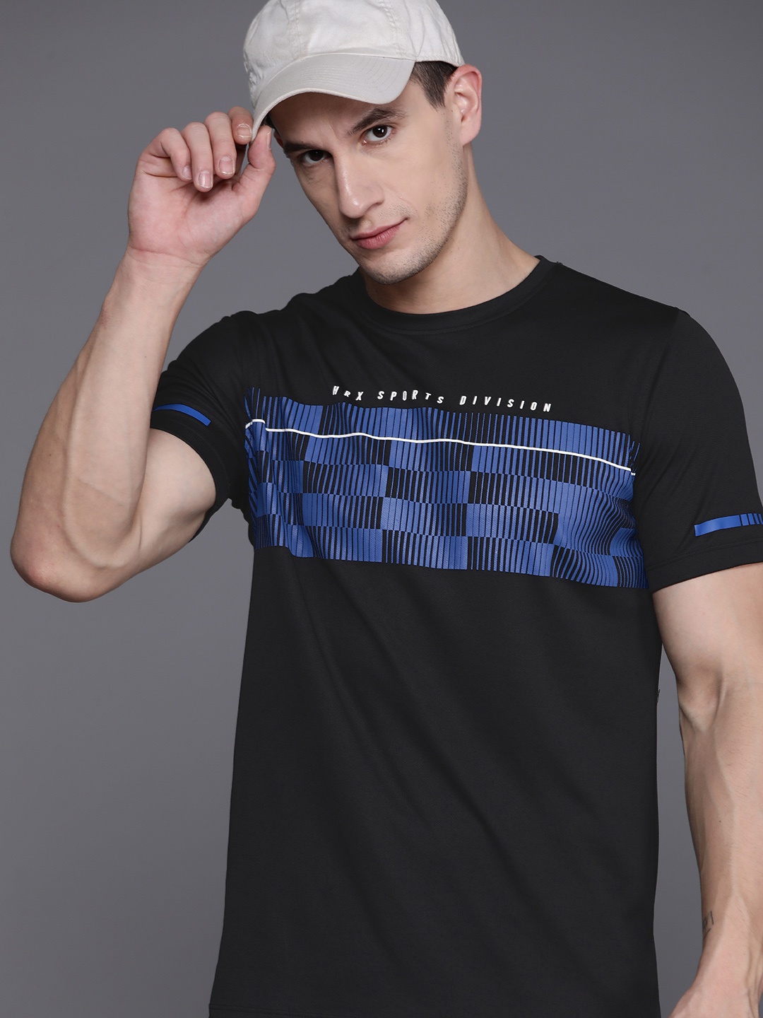 

HRX by Hrithik Roshan Men Printed Rapid-Dry Badminton T-shirt, Black