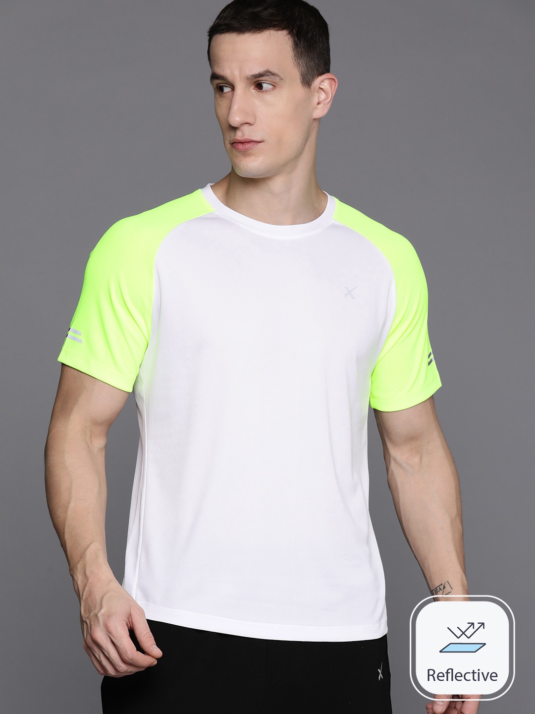 

HRX by Hrithik Roshan Rapid-Dry Running Reflective T-shirt, White