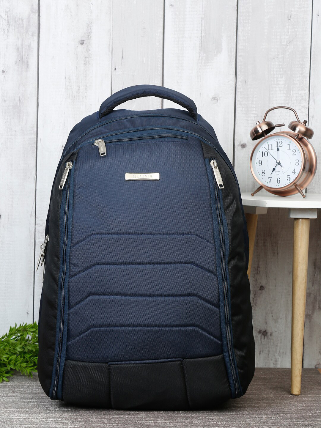 

Teakwood Leathers Unisex 15 Inch Laptop Backpack With USB Charging Port, Navy blue