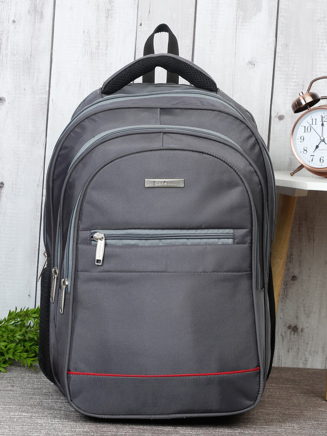 

Teakwood Leathers Unisex 15 Inch Laptop Backpack, Grey