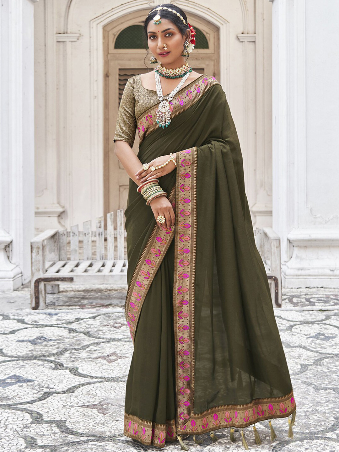 

Satrani Zari Art Silk Saree, Green
