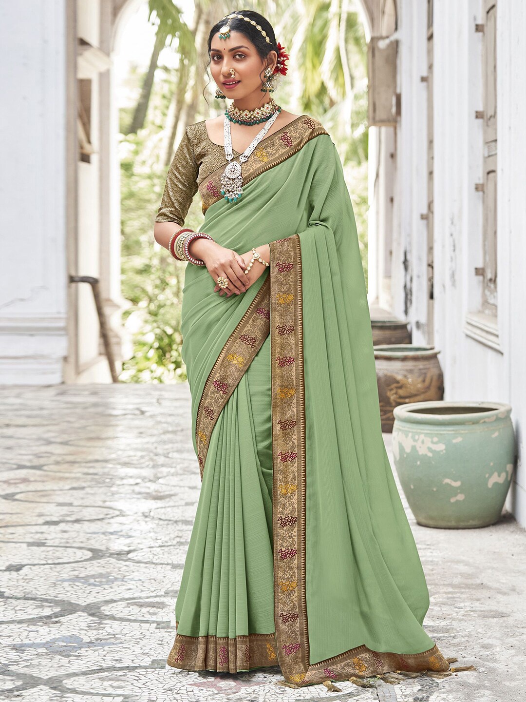 

Satrani Olive Green & Gold-Toned Zari Art Silk Saree