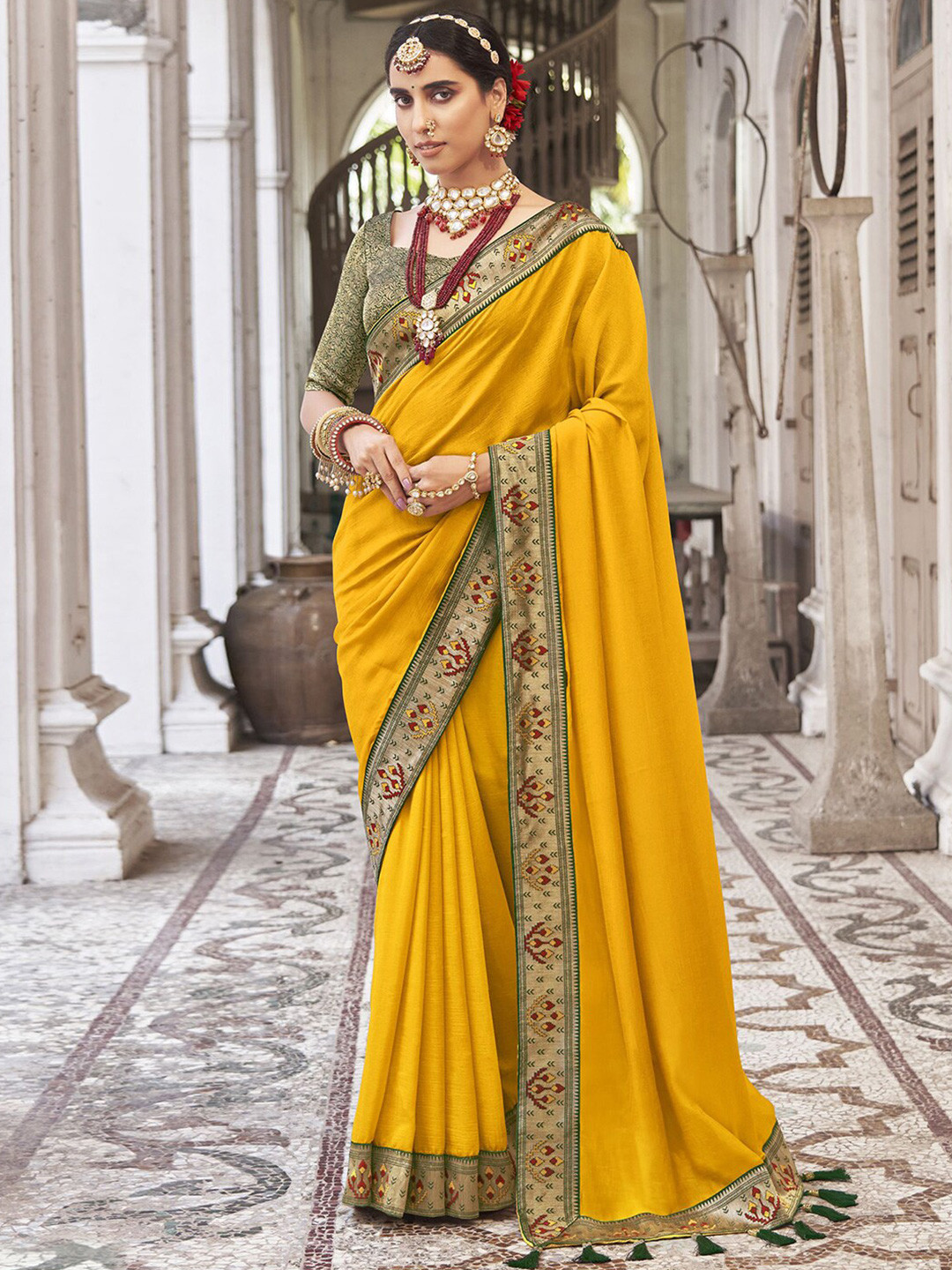 

Satrani Woven Design Bordered Zari Saree, Mustard