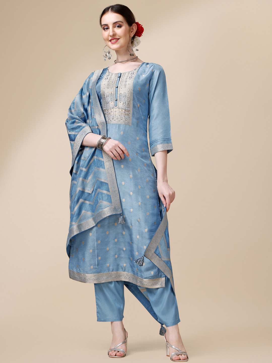 

Seerat Jacquard Silk Straight Kurta With Trousers And Rangkat Dupatta, Blue