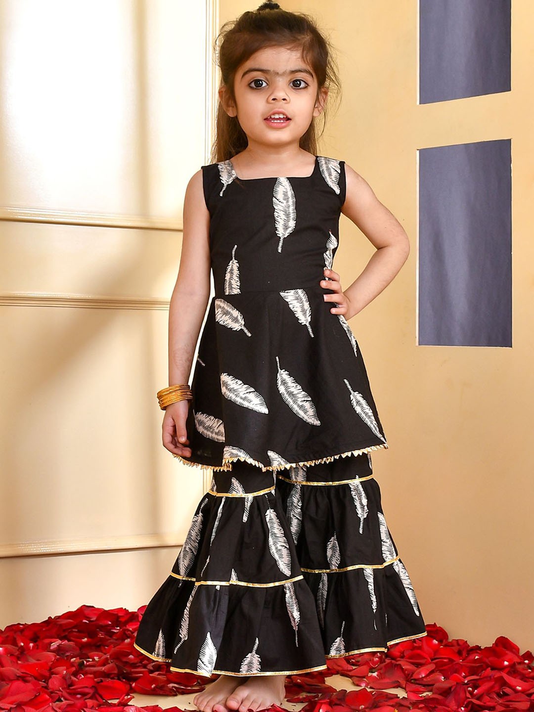 

Rangpur Girls Abstract Printed Gotta Patti Pure Cotton Kurta with Sharara, Black