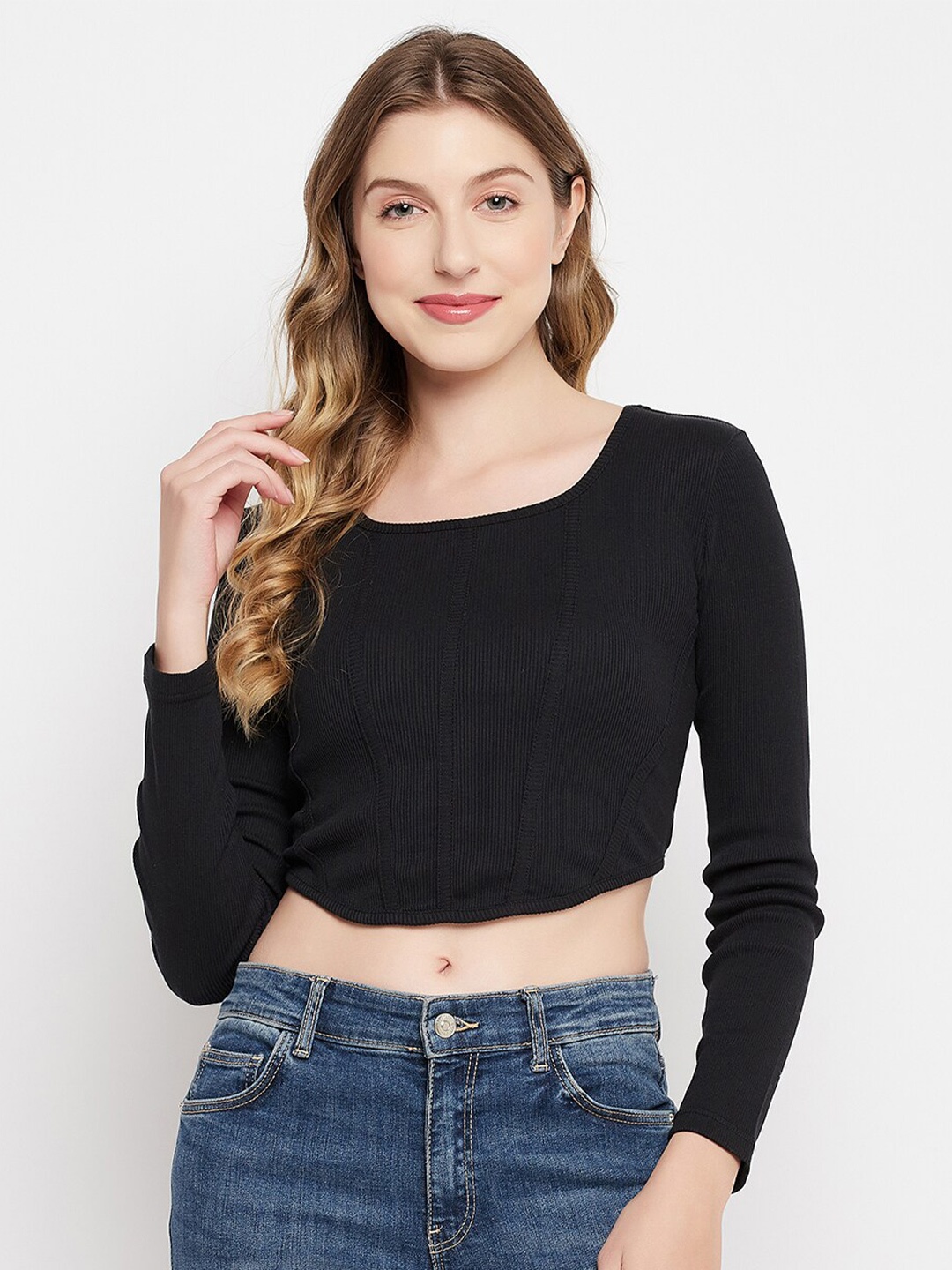 

Clovia Black Round Neck Cropped Crepe Fitted Top