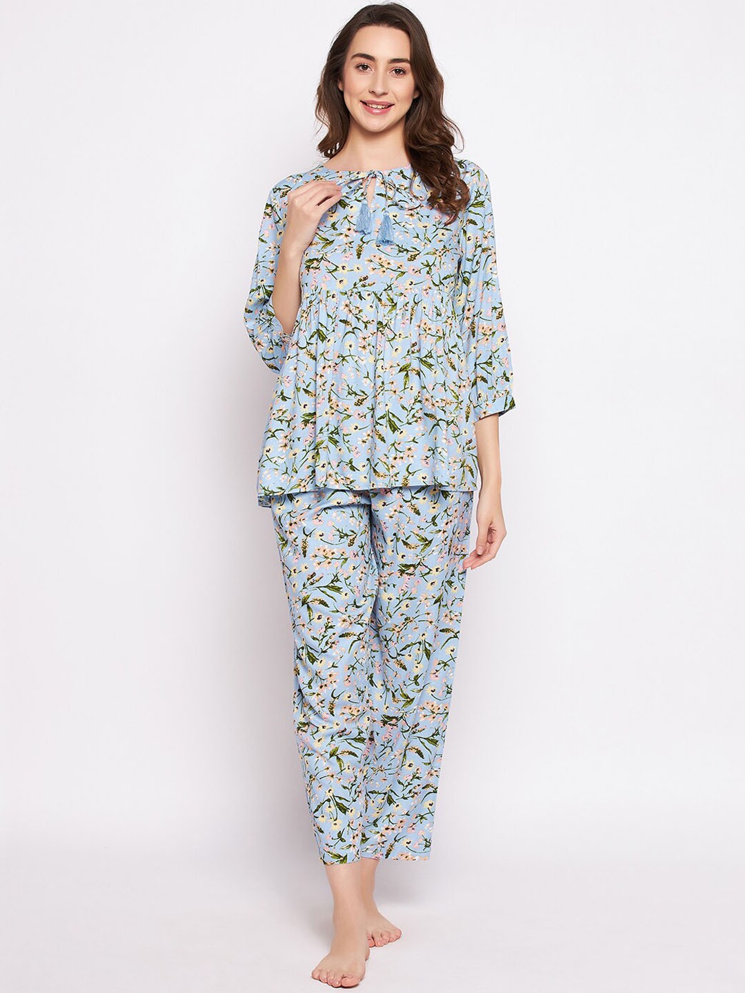 

Clovia Floral Printed Night suit, Blue