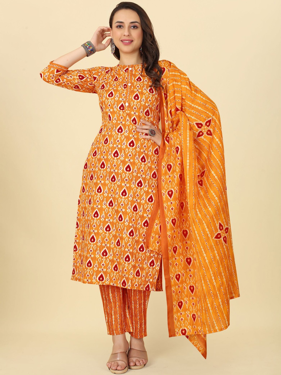 

PREMROOP- THE STYLE YOU LOVE Ethnic Motifs Printed Regular Kurta with Trousers & Dupatta, Yellow