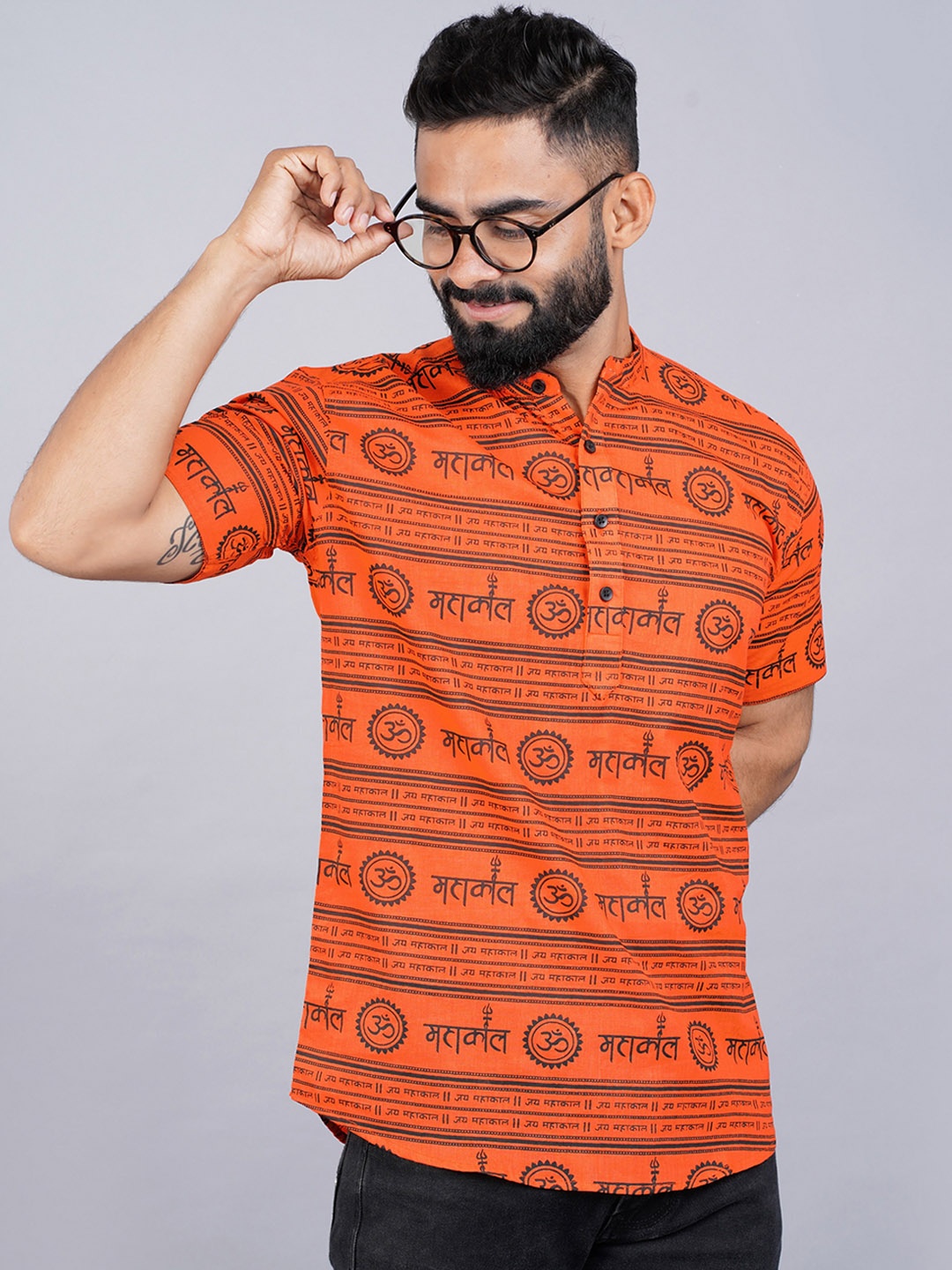 

Elepants Ethnic Motifs Printed Band Collar Straight Kurta, Orange