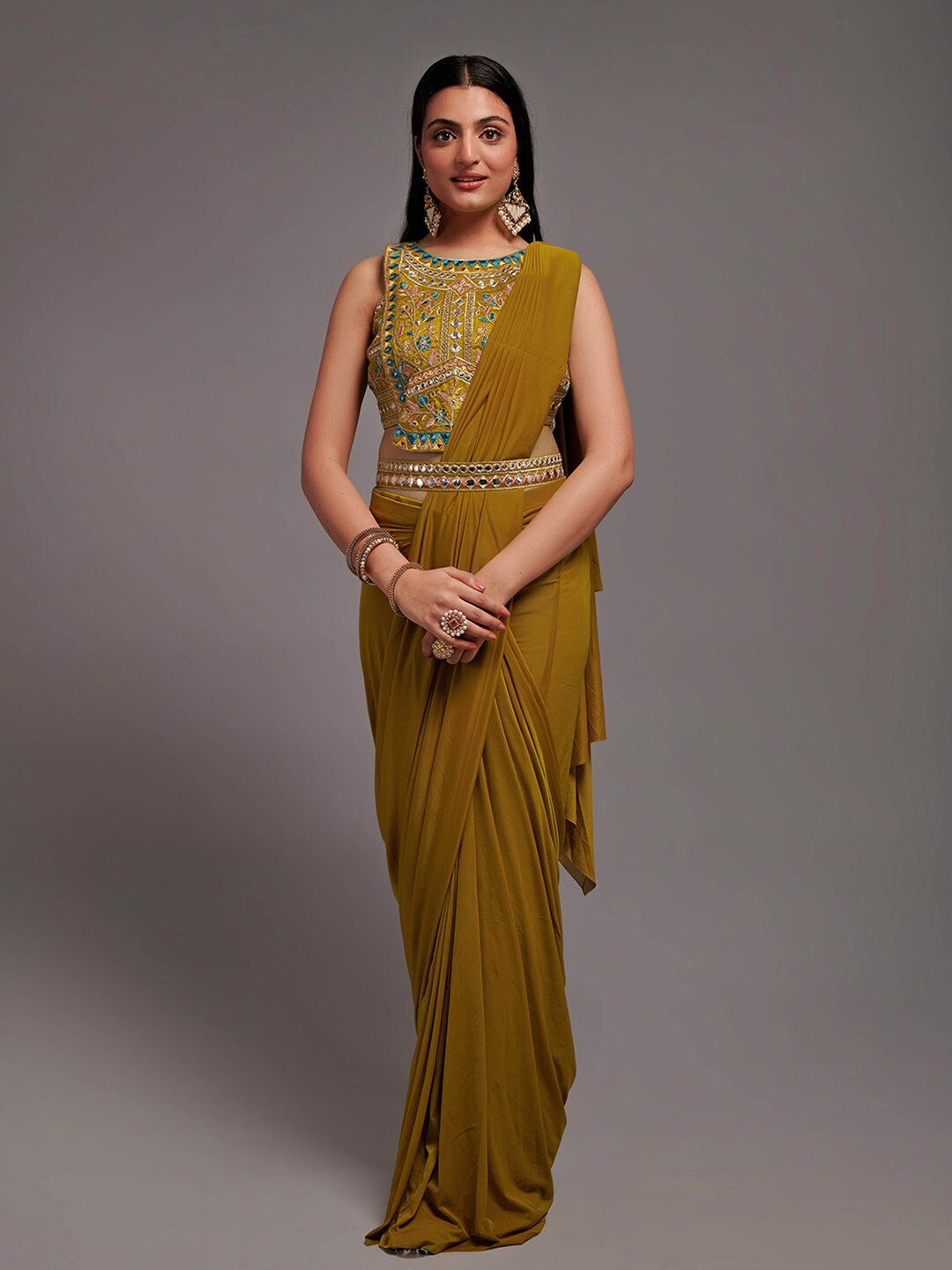 

Mitera Art Silk Saree With Blouse, Mustard