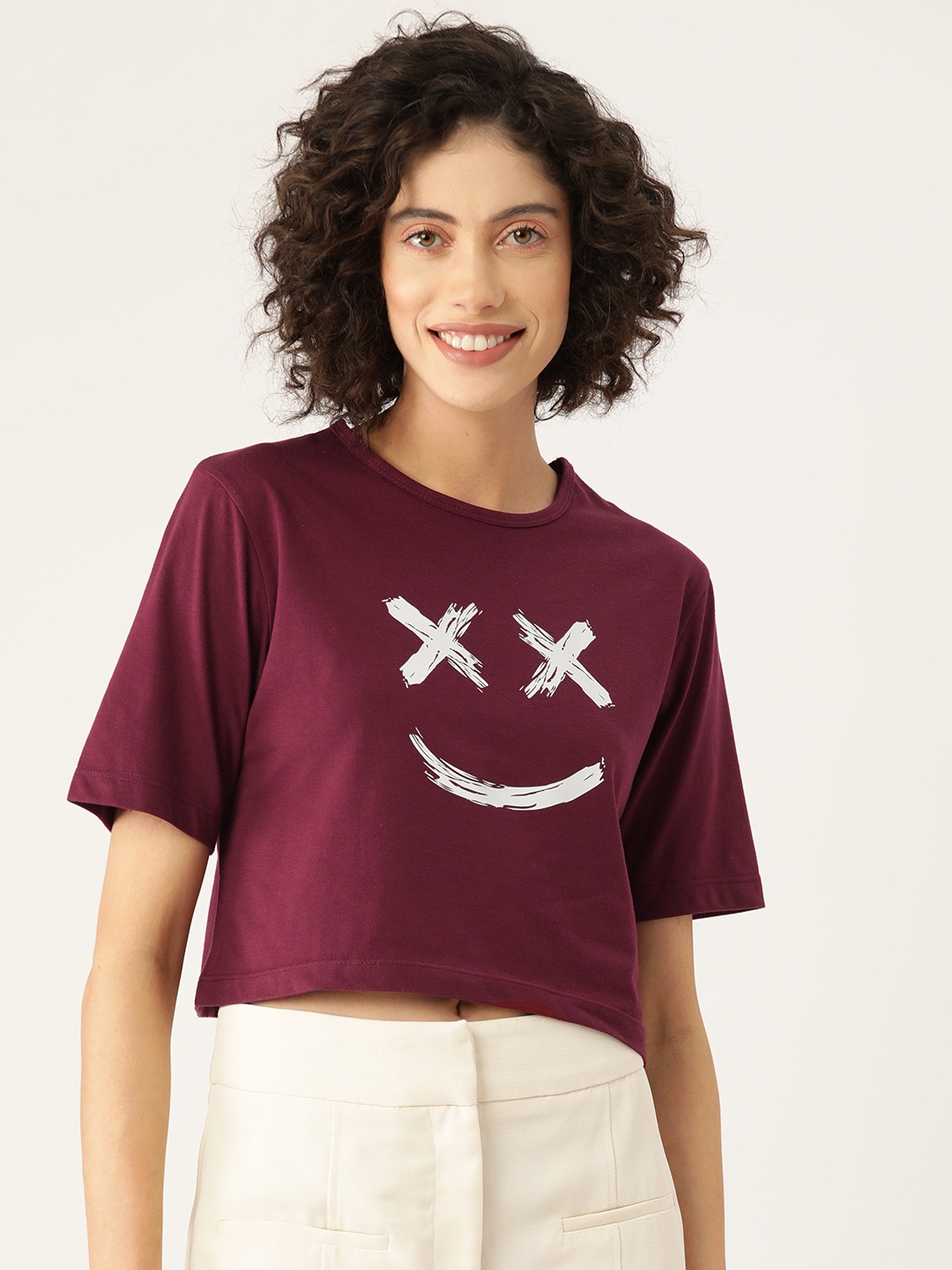 

Slenor Women Graphic Printed Crop T-shirt, Maroon