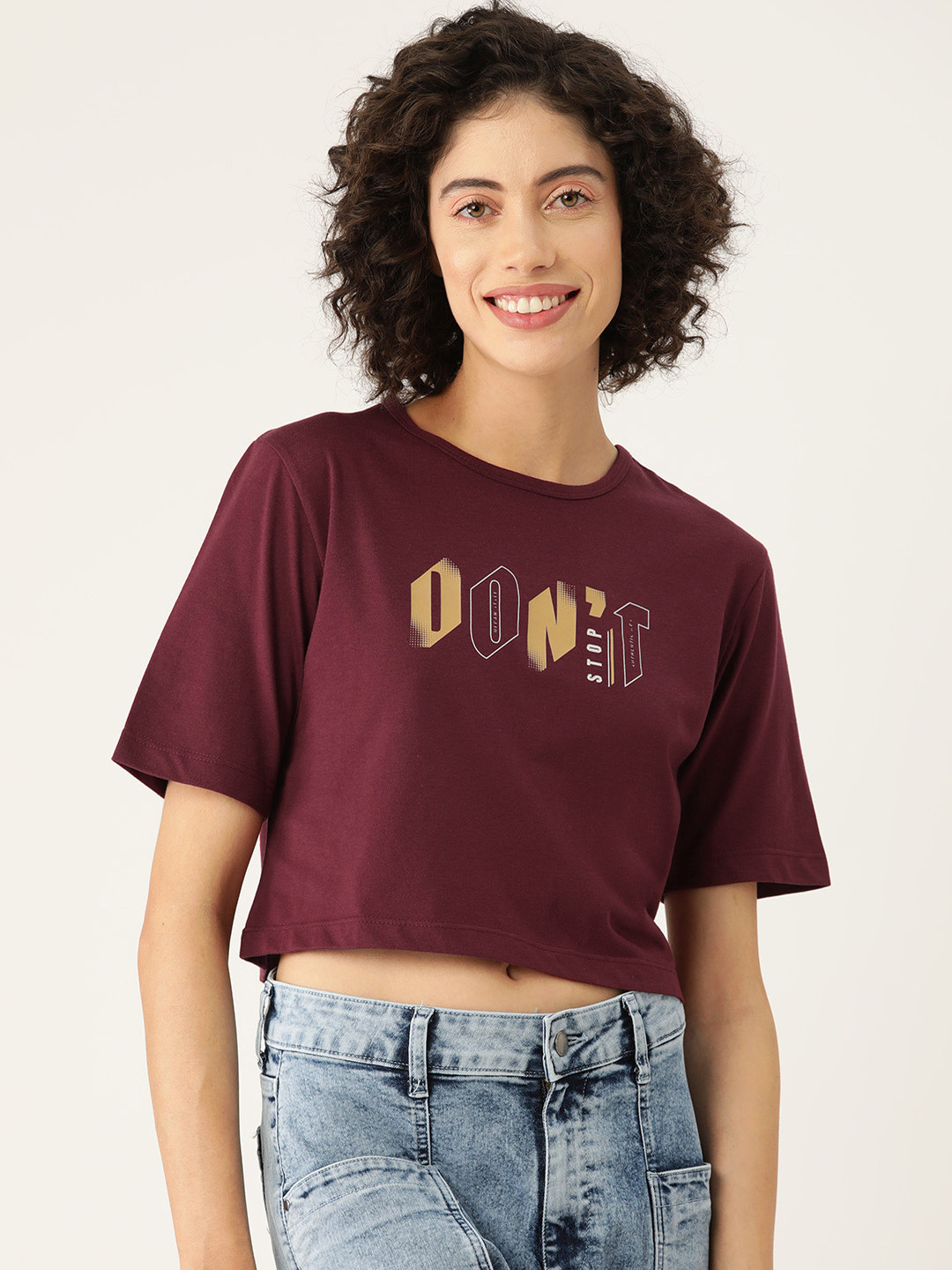 

Slenor Women Graphic Printed Crop T-shirt, Maroon