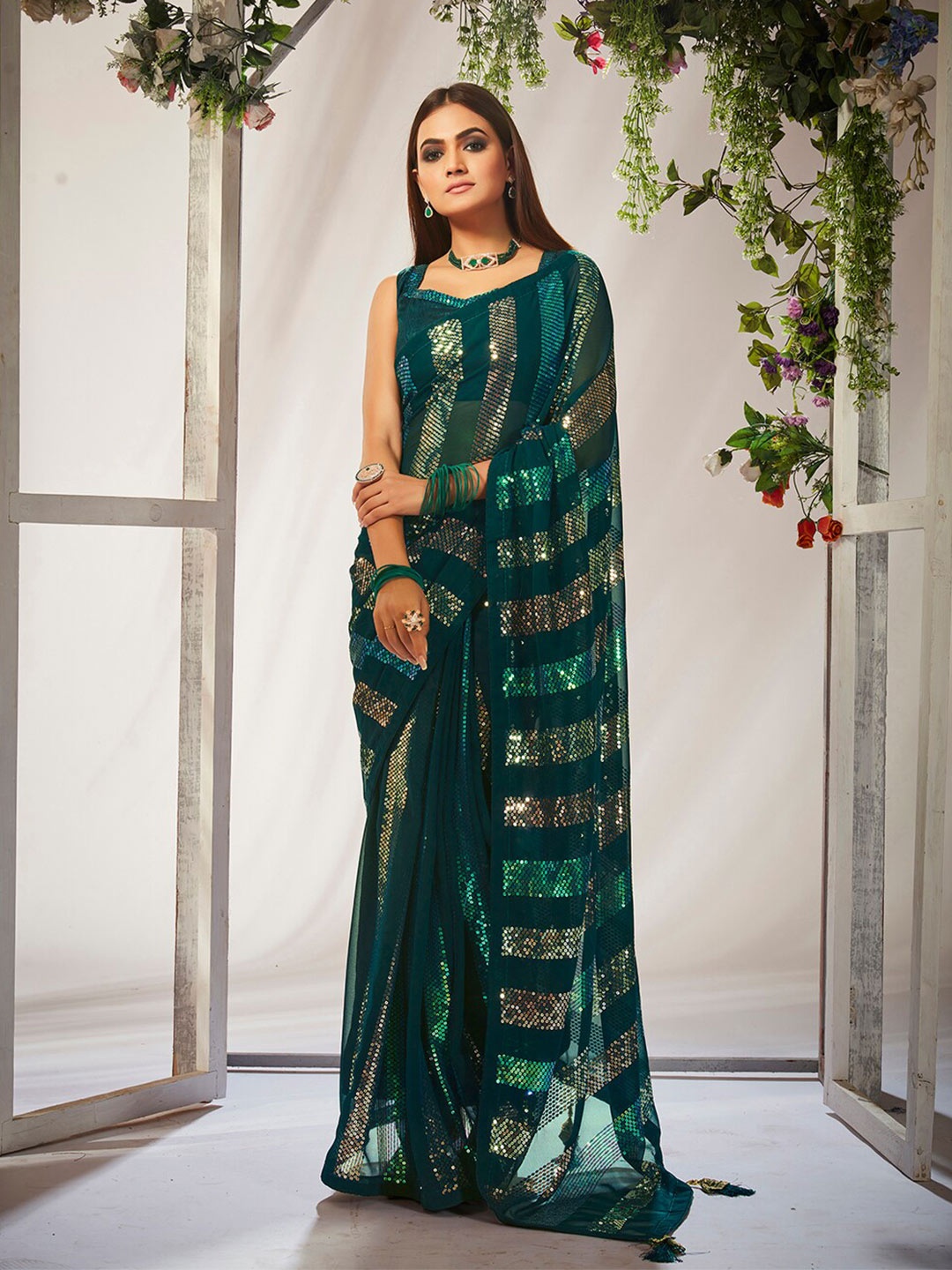 

Mitera Sequinned Embellished Saree, Green