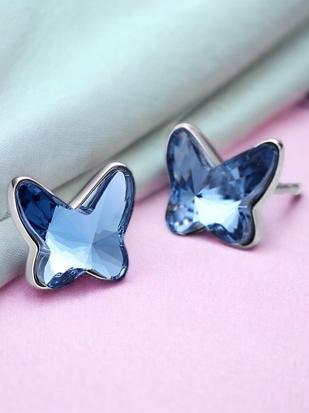 

MYKI Stainless Steel Contemporary Studs Earrings, Silver