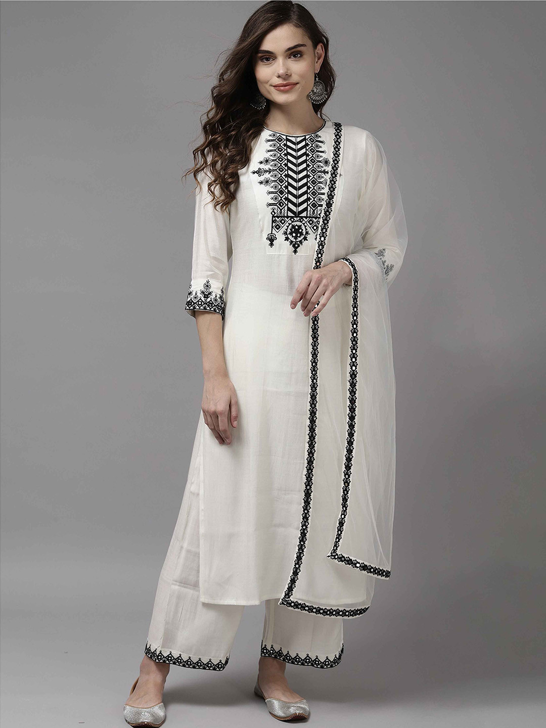 

Happy Design Ethnic Motifs Embroidered Regular Mirror Work Kurta With Palazzos & Dupatta, White