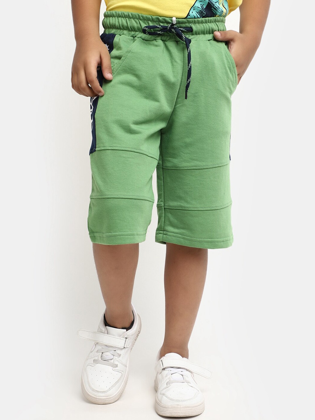 

V-Mart Boys Mid Rise Cotton Shorts, Green