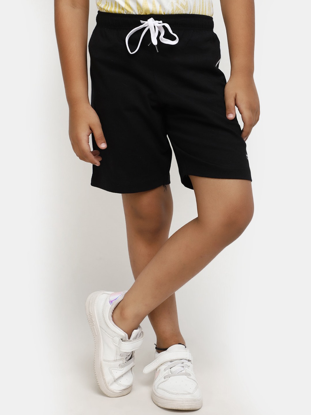 

V-Mart Boys Mid Rise Cotton Shorts, Black