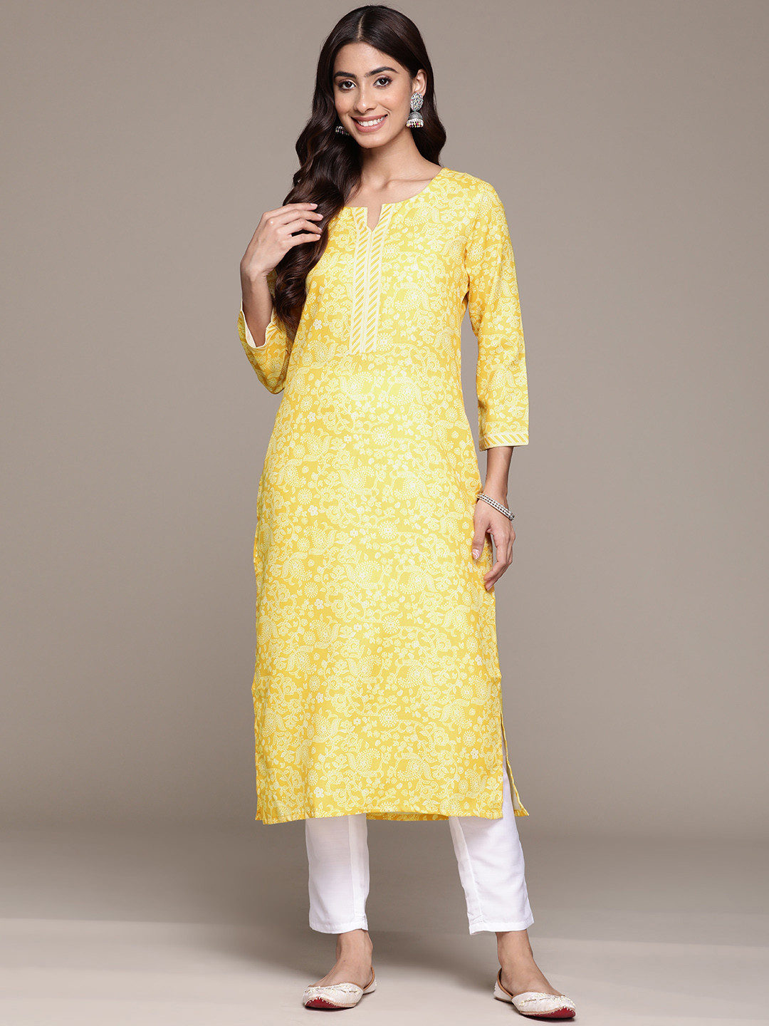 

Anubhutee Ethnic Motifs Printed Kurta, Yellow