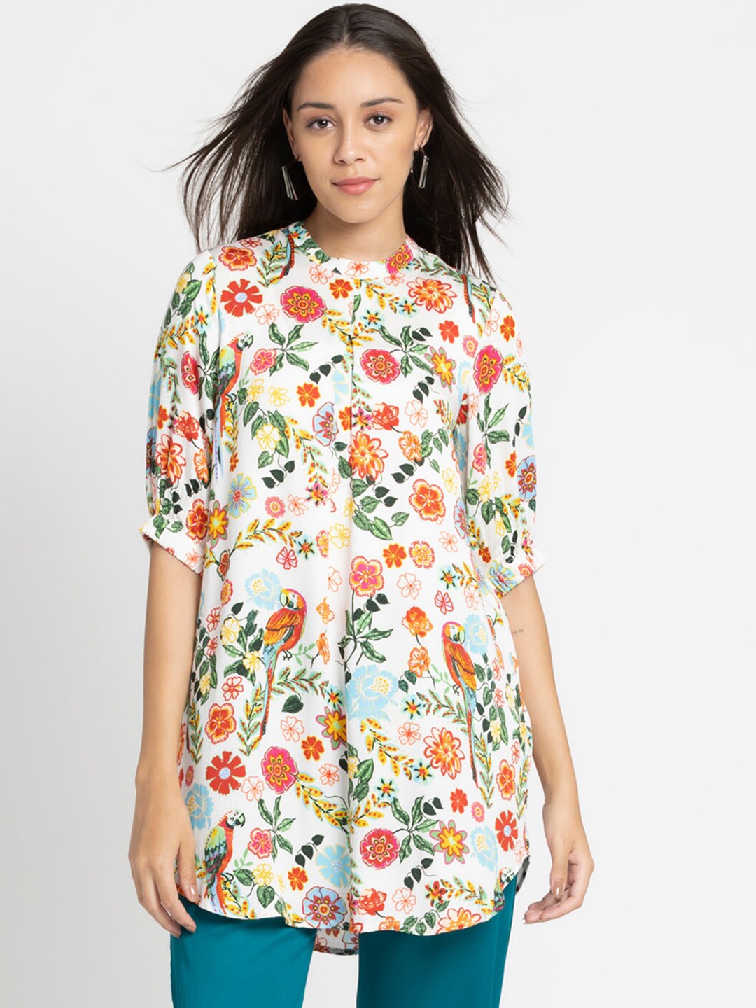 

SHAYE Floral Printed Short Sleeve A- Line Fusion Kurti, White