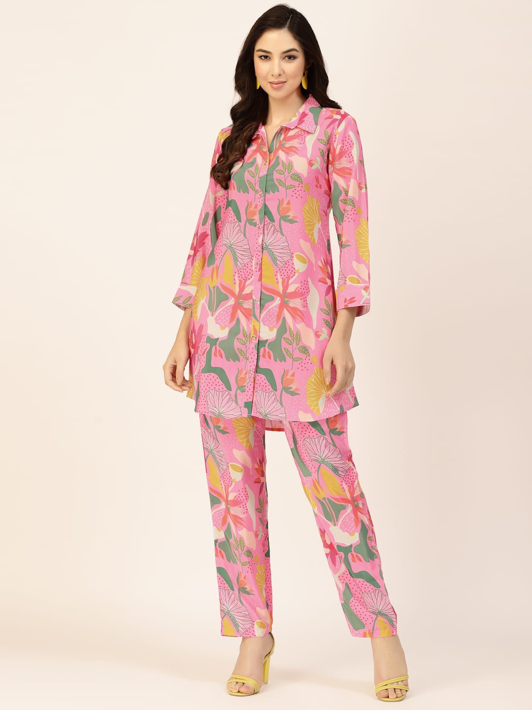 

TANKHI Floral Printed Shirt With Trouser Co-Ords Set, Pink