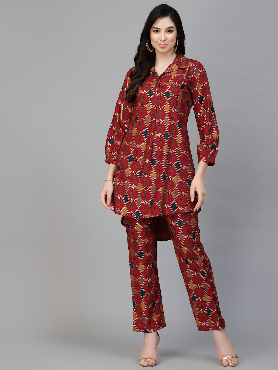 

TANKHI Geometric Printed Shirt With Trousers Co-Ords Set, Maroon