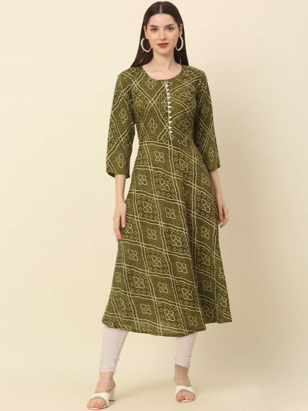 

Anouk Olive Green & White Floral Printed Round neck Pure Cotton A-Line Kurta