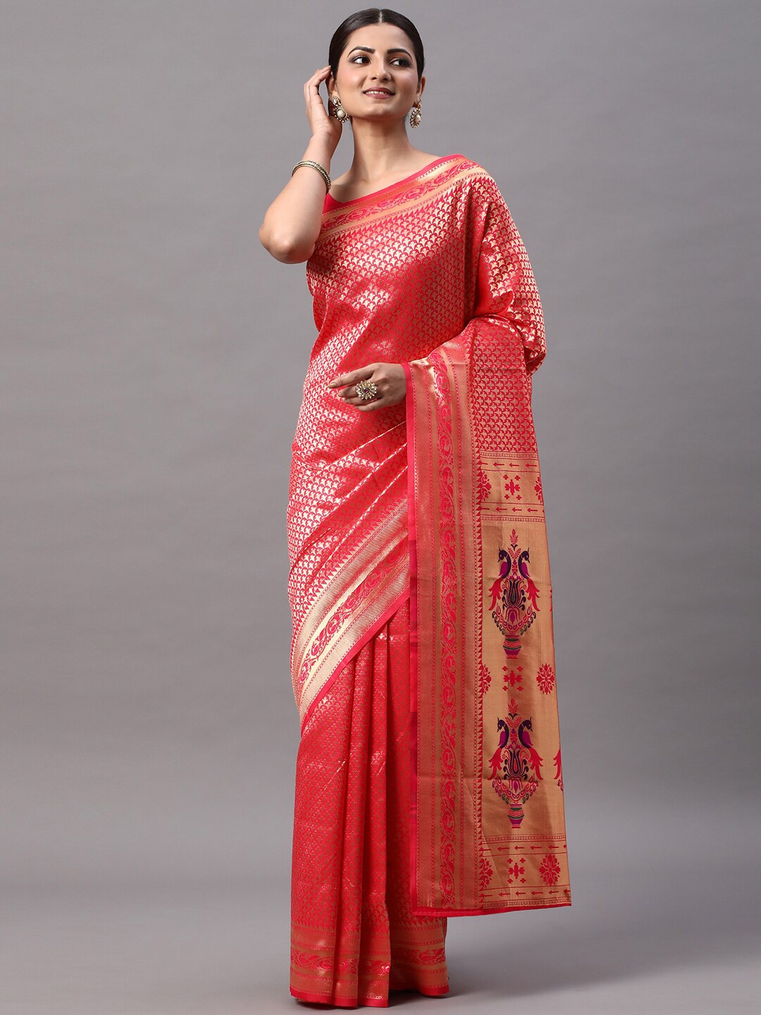 

Mitera Ethnic Motifs Woven Design Zari Kanjeevaram Saree, Pink