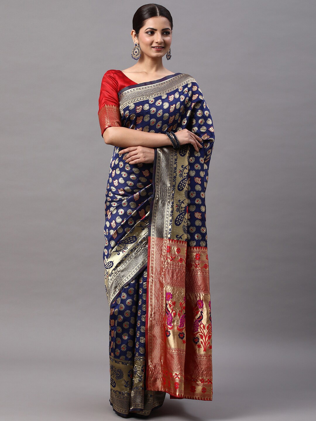 

Mitera Ethnic Motifs Woven Design Zari Kanjeevaram Saree, Navy blue