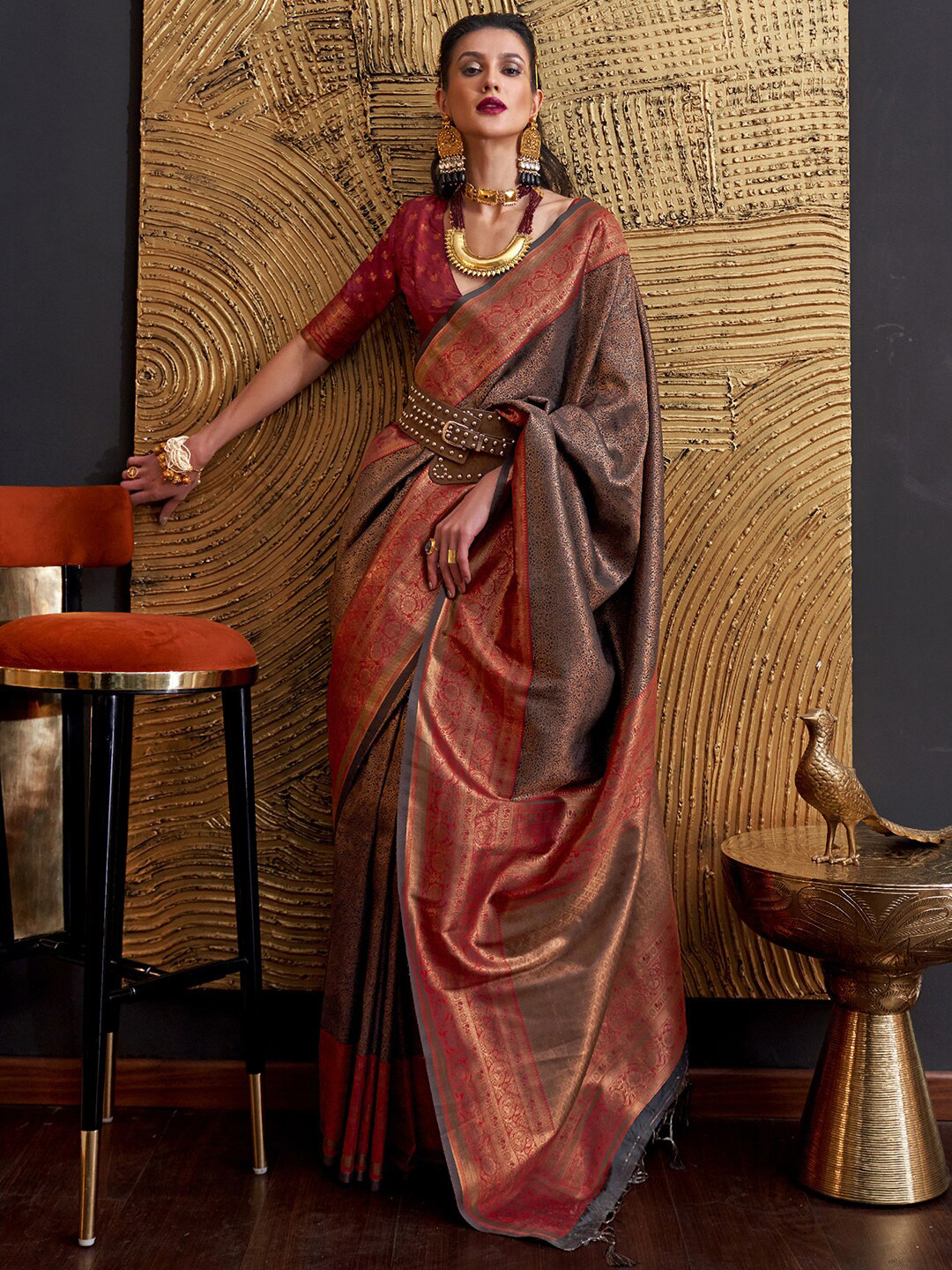 

Mitera Zari Silk Blend Banarasi Saree, Bronze