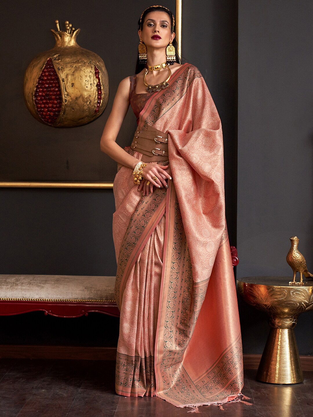 

Mitera Ethnic Motifs Woven Design Zari Banarasi Saree, Peach