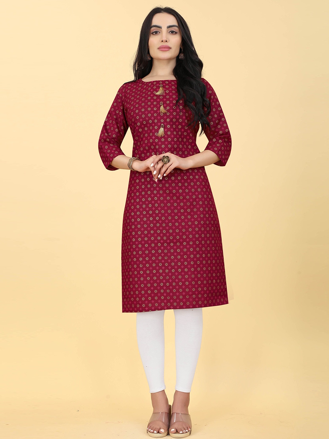 

Kiwie Women Maroon Geometric Printed Kurta