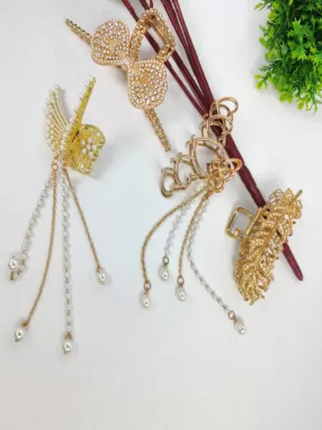 

ANNA CREATIONS Set Of 4 Embellished Claw Clip, Gold
