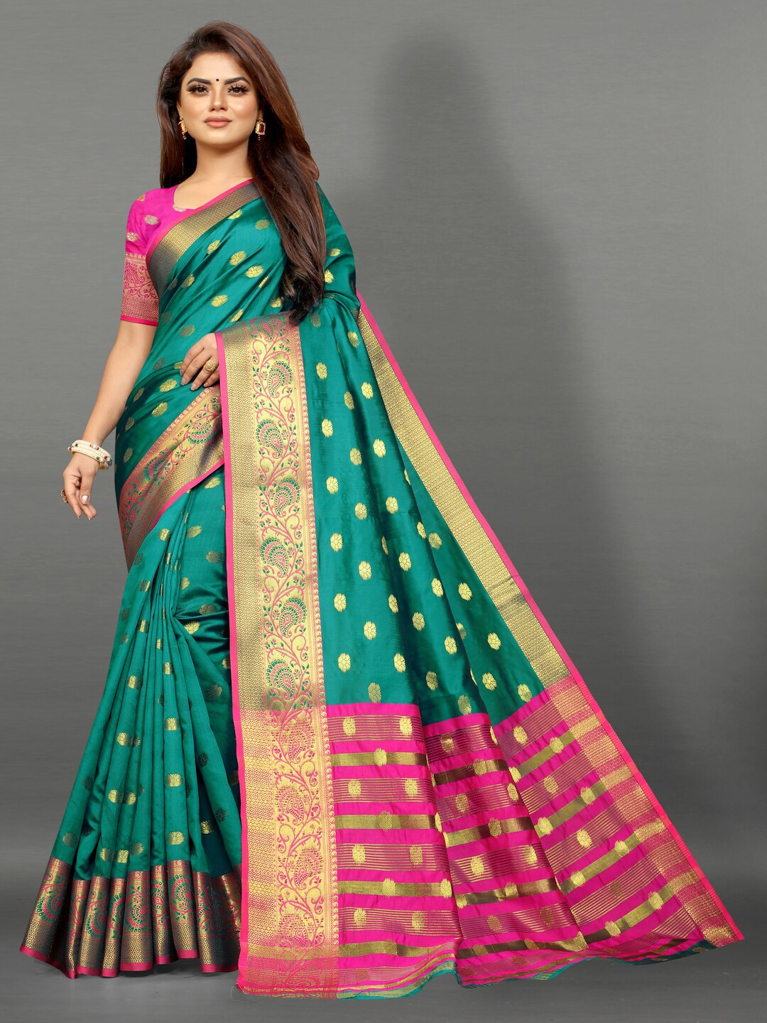 

MOKSHA DESIGNS Ethnic Motifs Woven Design Zari Pure Silk Kanjeevaram Saree, Green