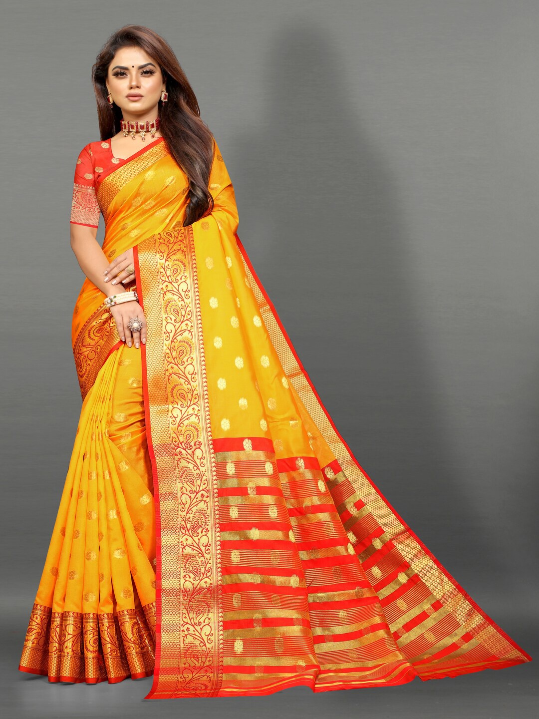 

MOKSHA DESIGNS Ethnic Motifs Woven Design Zari Pure Silk Kanjeevaram Saree, Yellow