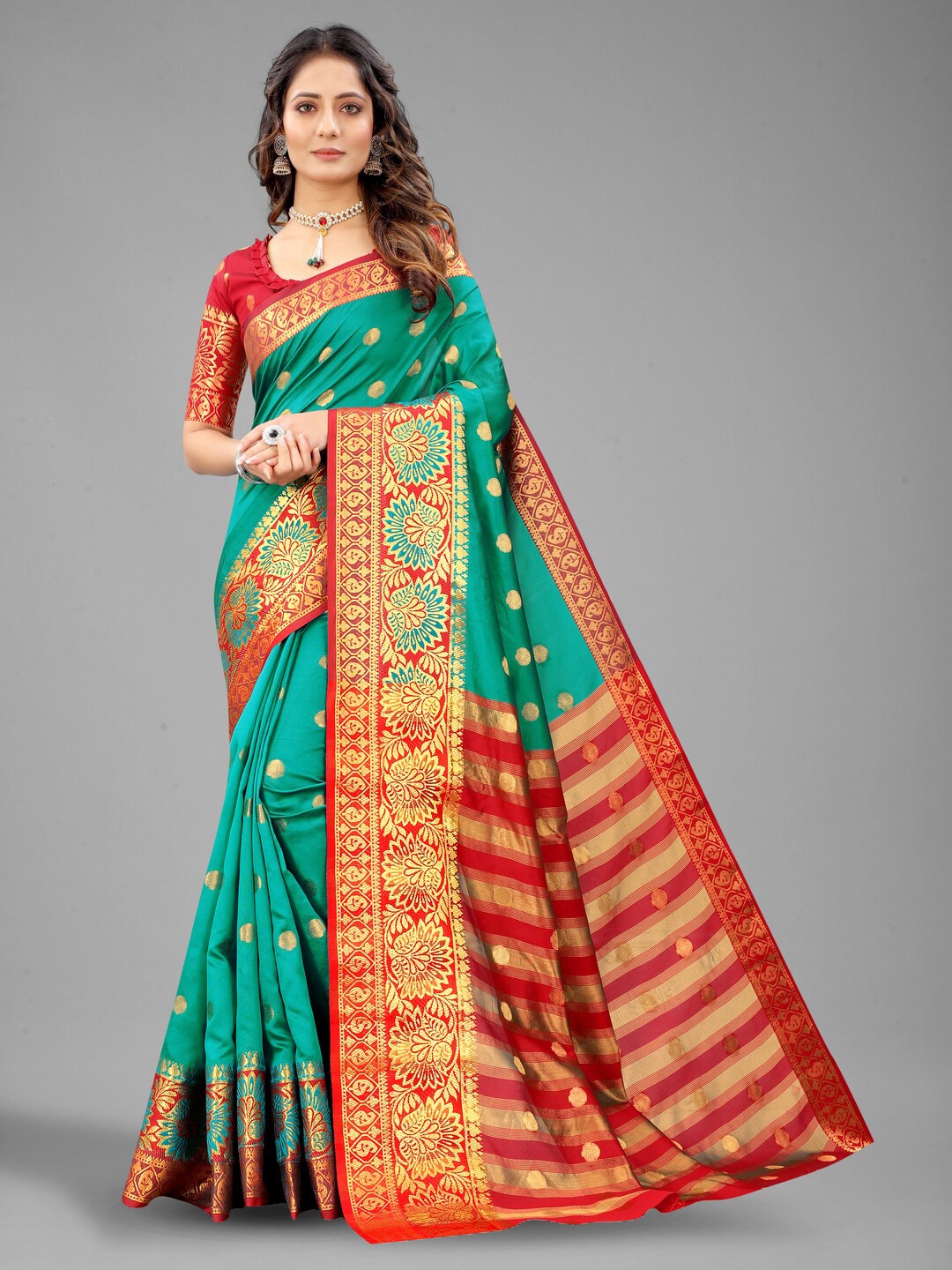 

MOKSHA DESIGNS Floral Woven Design Zari Pure Silk Banarasi Saree, Green