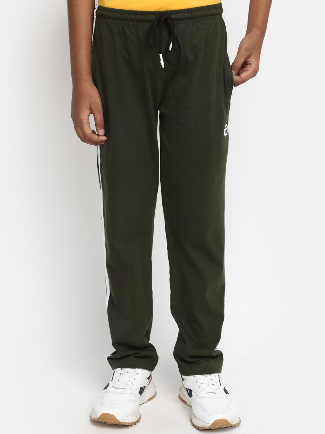 

V-Mart Boys Cotton Trackpant, Green