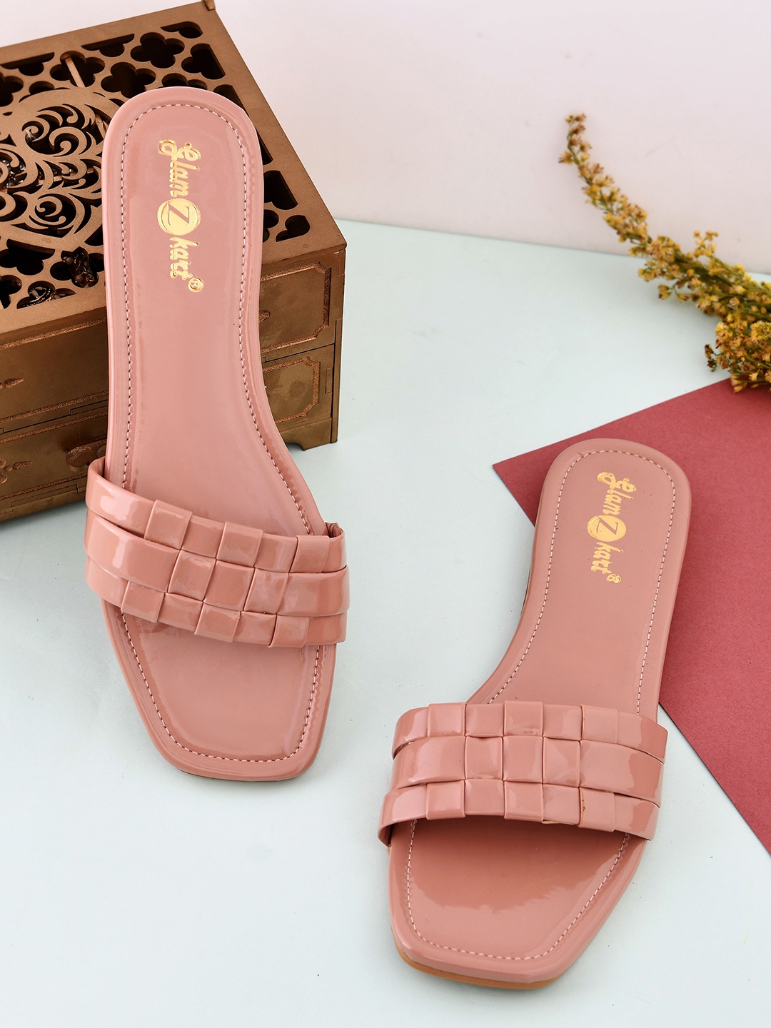 

GLAMZKART Textured Open Toe Flats, Pink