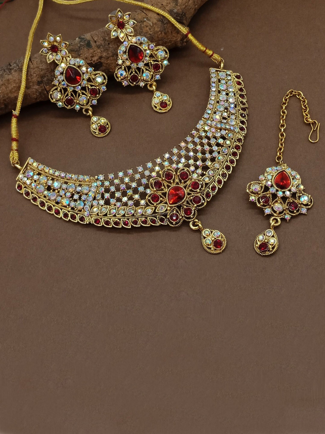 

AASHISH IMITATION Gold-Plated Polki Kundan-Studded Jewellery Set
