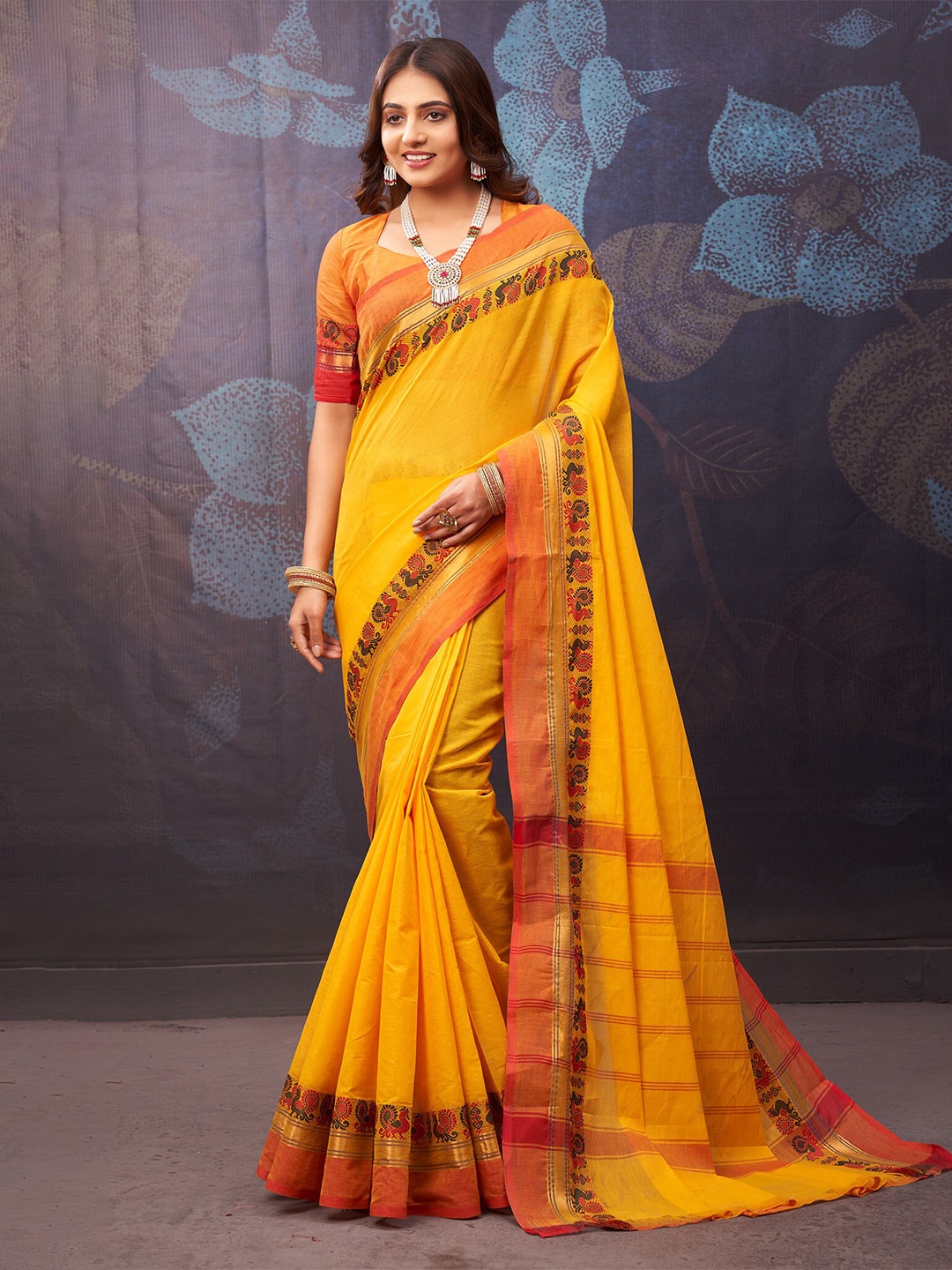 

Unnati Silks Woven Design Pure Cotton Handloom Chettinad Saree, Yellow