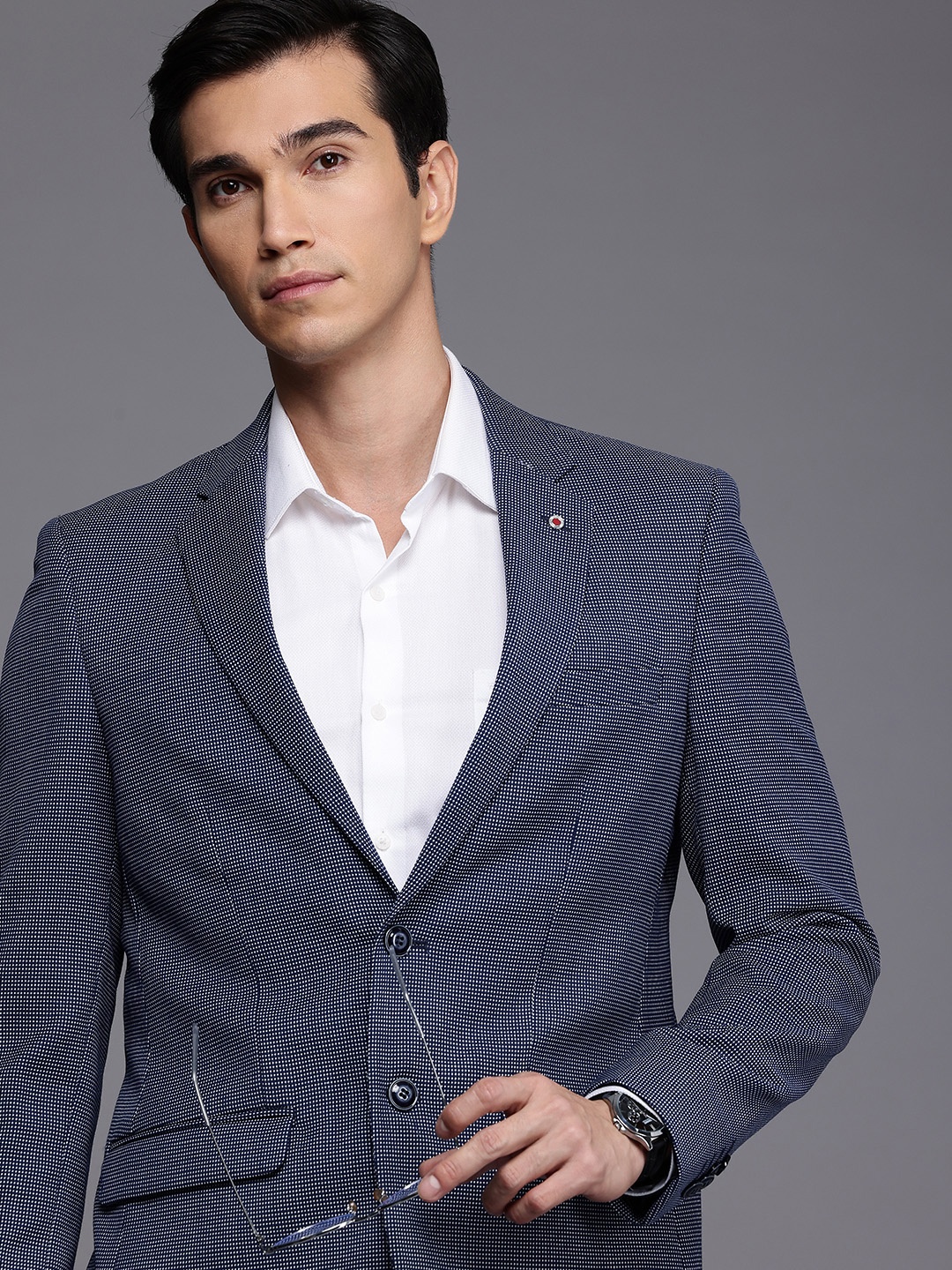 

Raymond Contemporary Fit Self Design Single-Breasted Formal Blazers, Navy blue