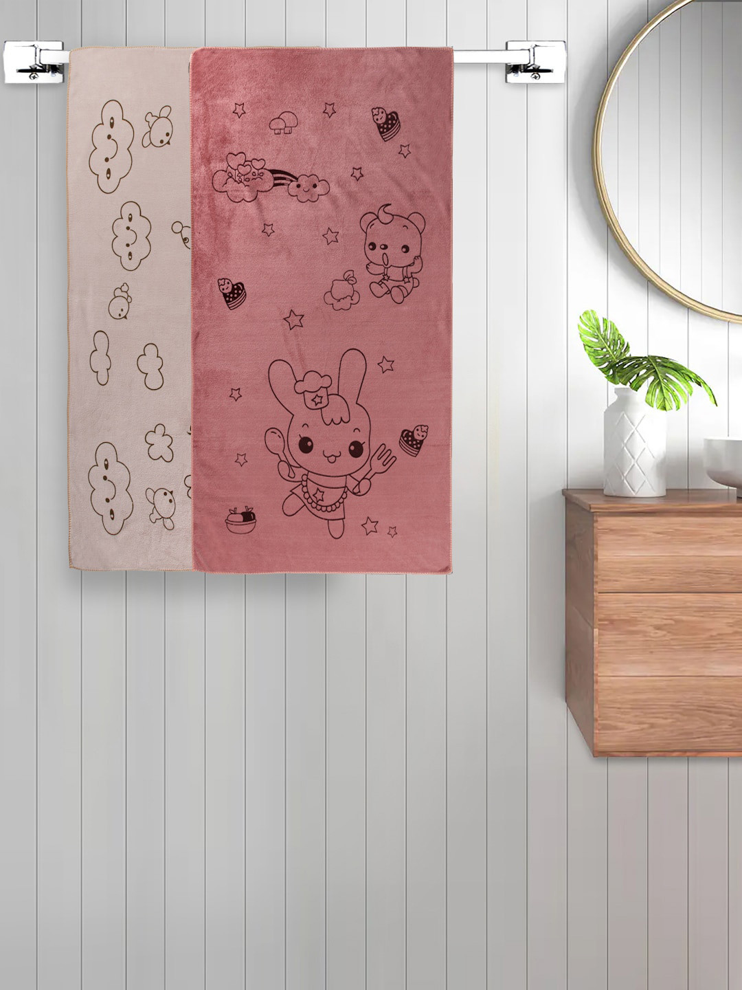 

FABINALIV 2-Pcs Pink & Beige Printed 300 GSM Cotton Bath Towels