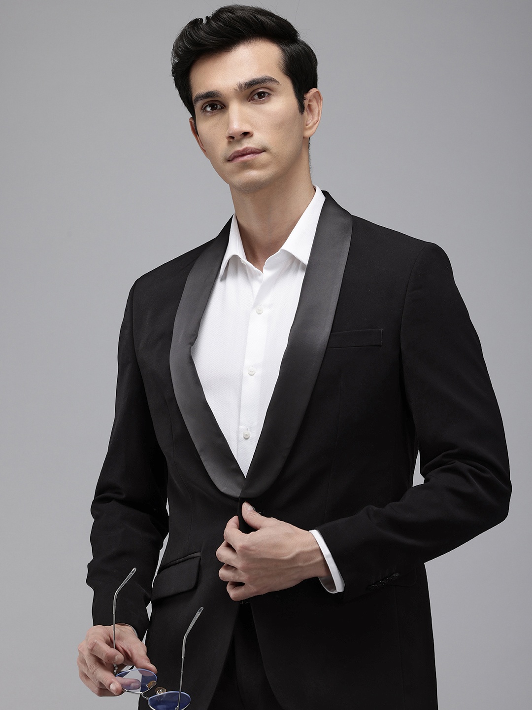 

Park Avenue Super Slim Fit Shawl Collar Single-Breasted Party Blazers, Black