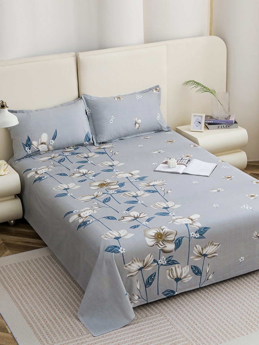 

Story@home Grey Blue Floral Flat 210 TC 1 King Bedsheet with 2 Pillow Covers