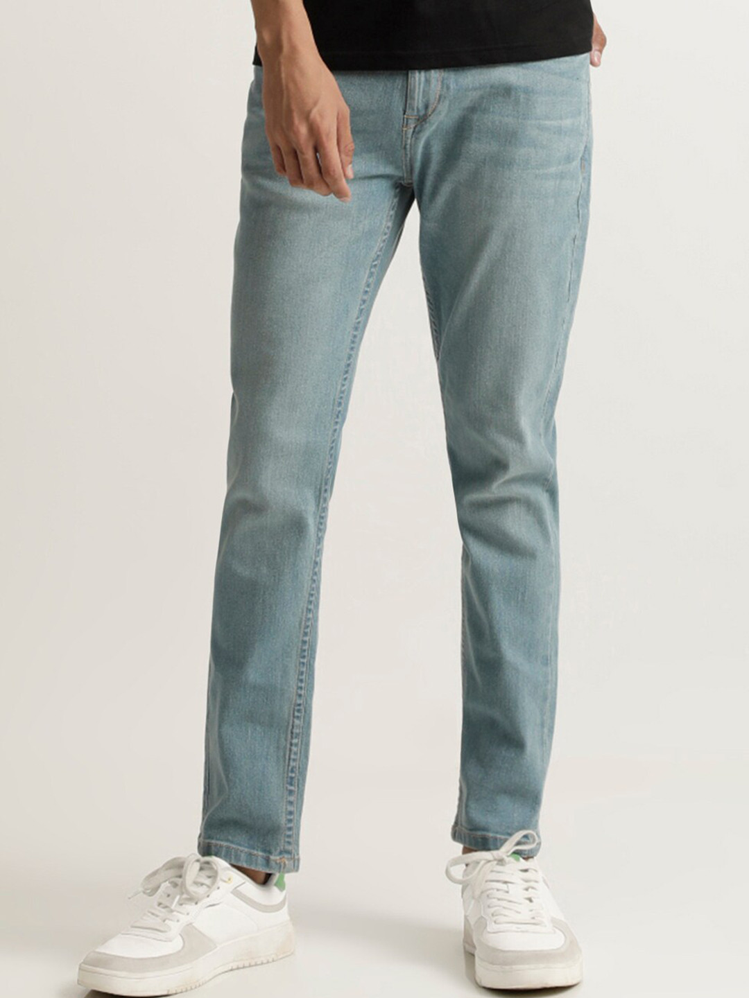 

Old Grey Men Slim Tapered Fit Low Distress Light Fade Stretchable Jeans, Blue