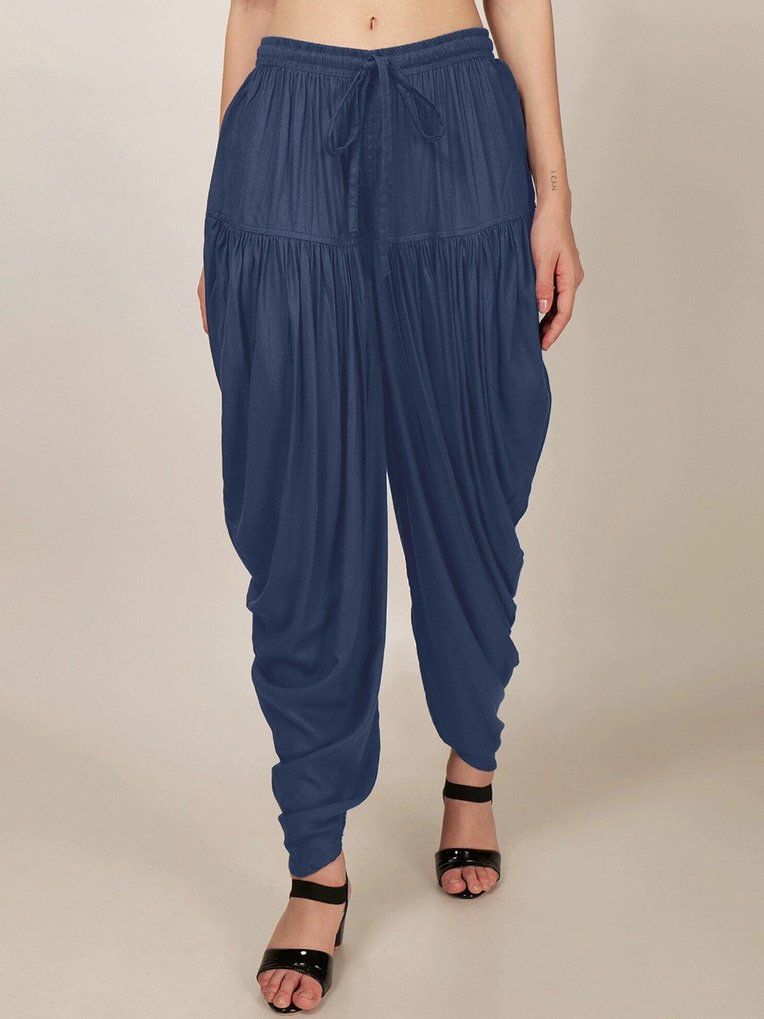 

PATRORNA Women Mid-Rise Relaxed-Fit Dhoti Pant, Grey